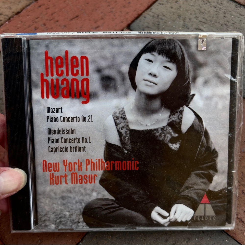 New Sealed 1998 New York Philharmonic Helen Huang Mozart Mendelssohn Piano